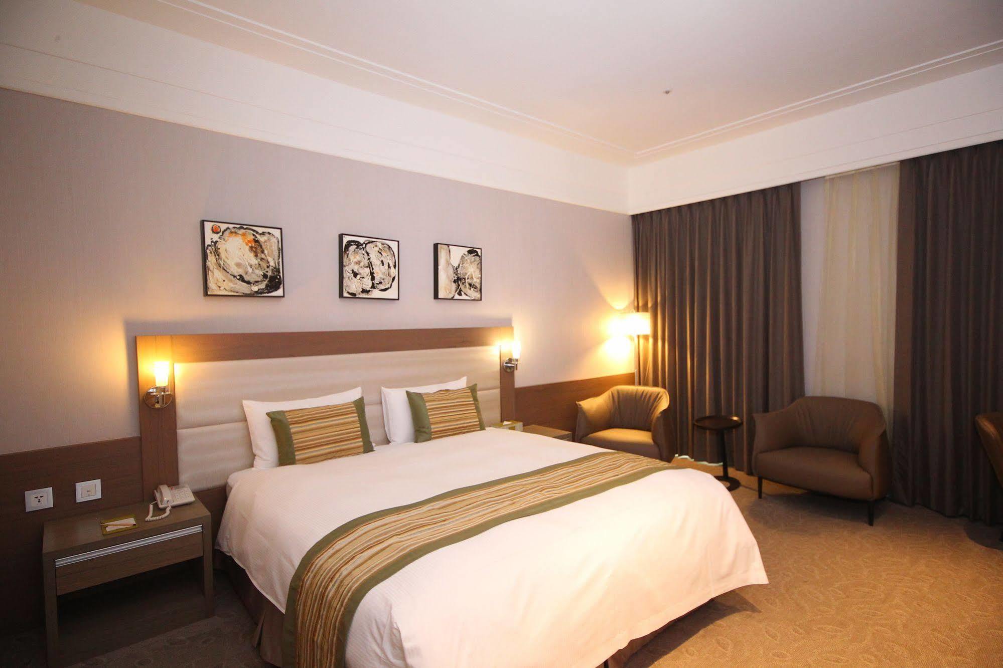 Grace Hotel Zhonghe Zhonghe  Exterior photo